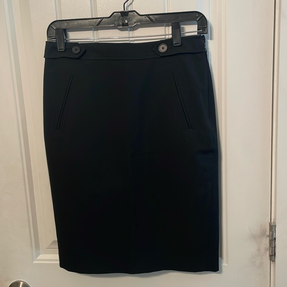LOFT Size 2 Black Skirt EUC
